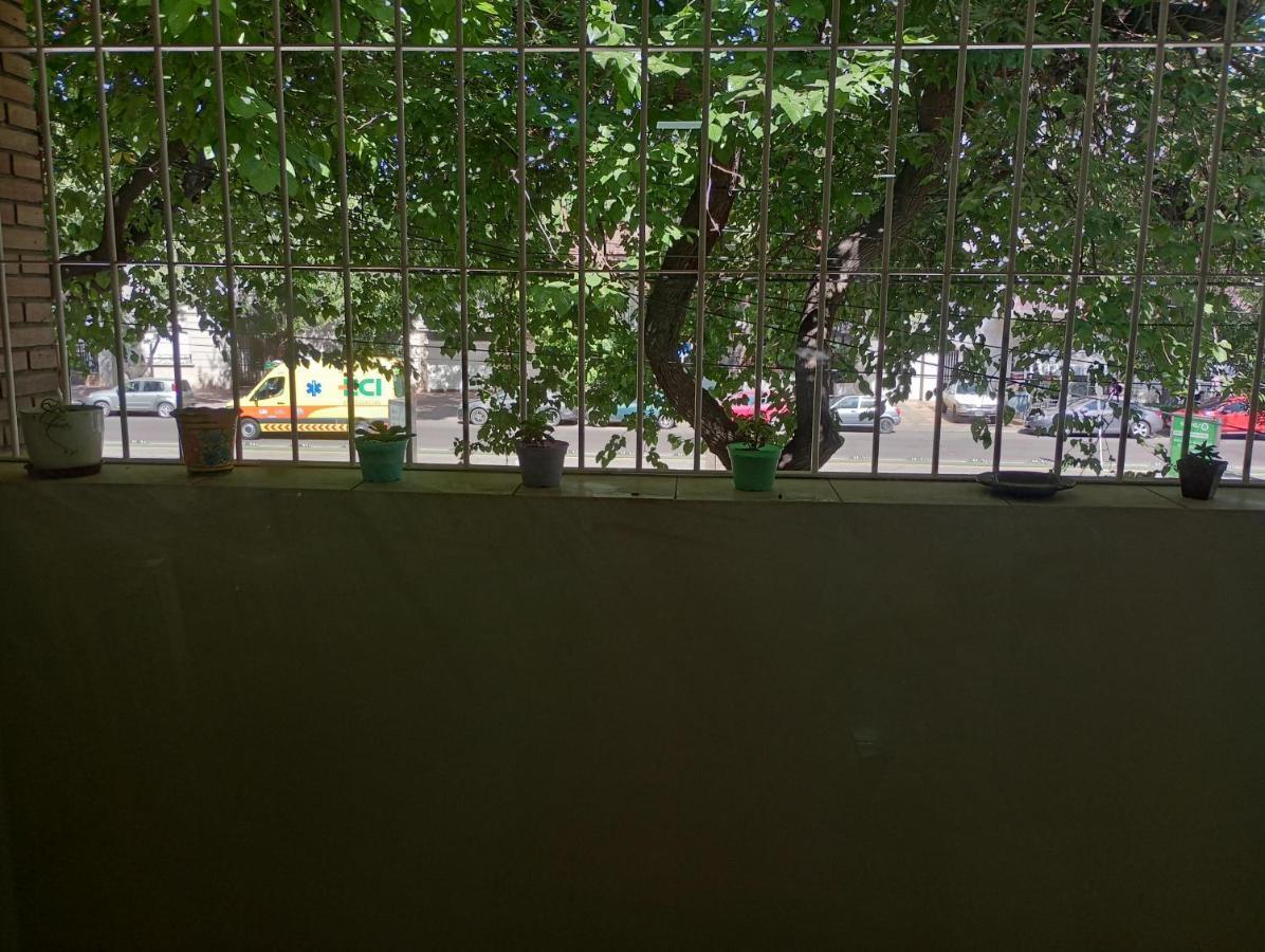 Departamento Belgrano Apartment เมนโดซา ภายนอก รูปภาพ